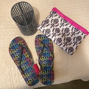 Women’s flip flops, make up brush holder and medium make up case